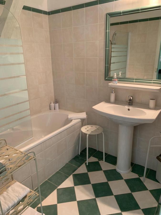 Chambres D'Hotes Maison Redon Tour-de-Faure Luaran gambar